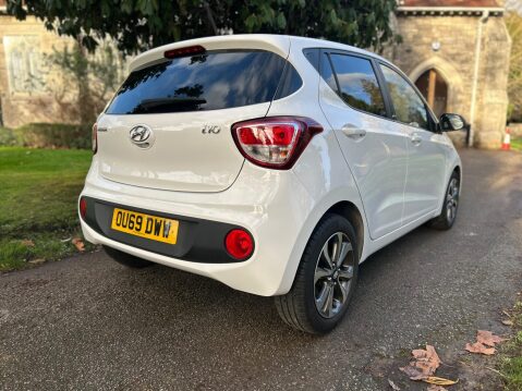 Hyundai i10 PLAY 18