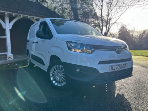 Toyota Proace City L1 ICON 1