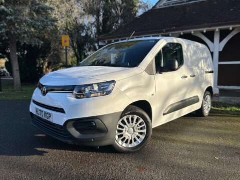 Toyota Proace City L1 ICON 7
