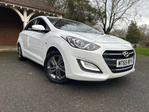 Hyundai i30 CRDI SE BLUE DRIVE 10