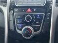 Hyundai i30 CRDI SE BLUE DRIVE 27