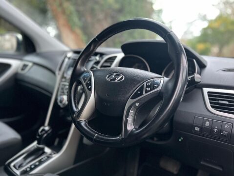 Hyundai i30 CRDI SE BLUE DRIVE 23