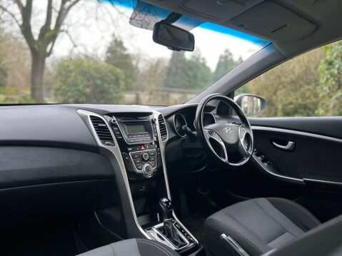 Hyundai i30 CRDI SE BLUE DRIVE 6