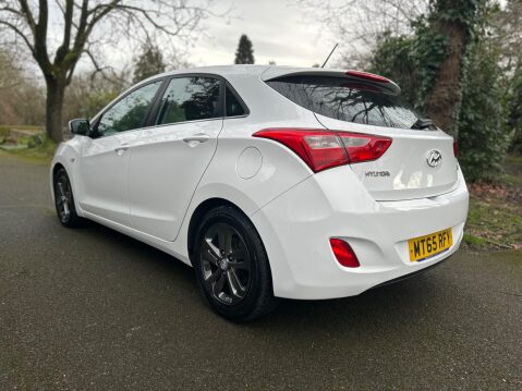 Hyundai i30 CRDI SE BLUE DRIVE 21