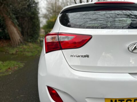 Hyundai i30 CRDI SE BLUE DRIVE 38