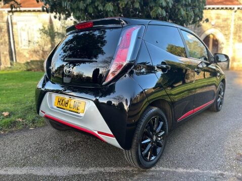 Toyota Aygo VVT-I X-PRESS X-SHIFT 18