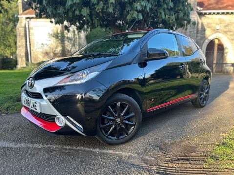 Toyota Aygo VVT-I X-PRESS X-SHIFT 14