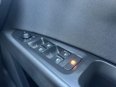 SEAT Leon TDI SE TECHNOLOGY 17