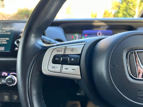 Honda Jazz I-MMD EX 23