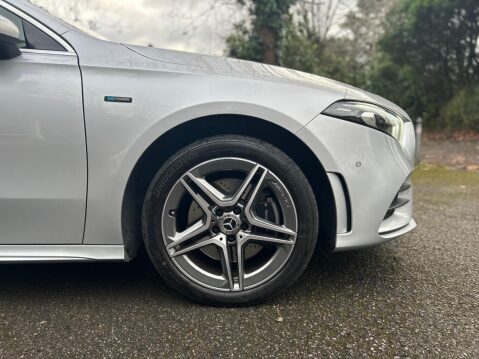 Mercedes-Benz A Class A 250 E AMG LINE PREMIUM 44