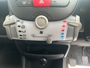 Toyota Aygo VVT-I FIRE AC 22