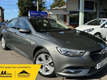 Vauxhall Insignia SRI NAV