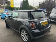 Mini Hatch COOPER D 2