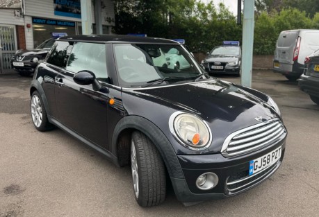 Mini Hatch COOPER D 5