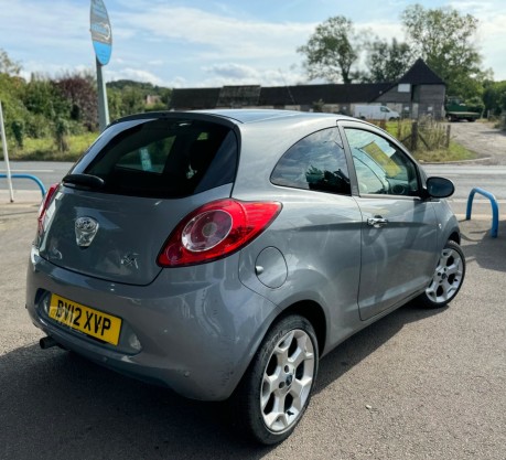 Ford Ka TITANIUM 4