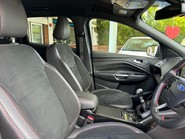 Ford Kuga ST-LINE TDCI 22