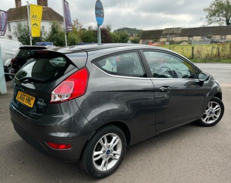 Ford Fiesta ZETEC 4