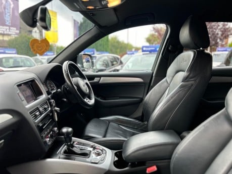 Audi Q5 TDI QUATTRO S LINE PLUS 30