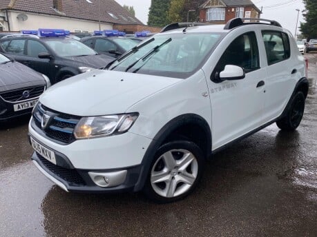 Dacia Sandero Stepway LAUREATE DCI 1