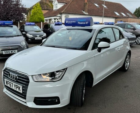 Audi A1 TDI SPORT 3