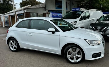 Audi A1 TDI SPORT 9