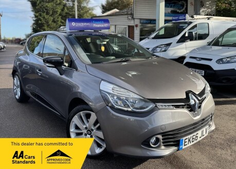 Renault Clio DYNAMIQUE S NAV DCI 1