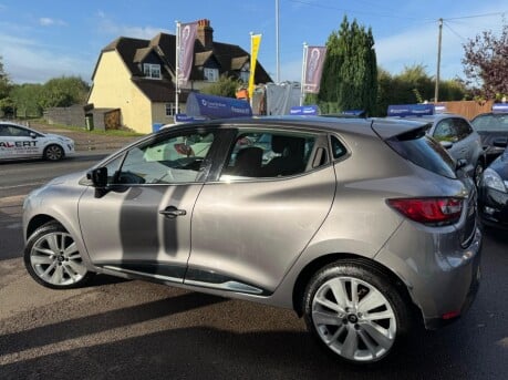 Renault Clio DYNAMIQUE S NAV DCI 5