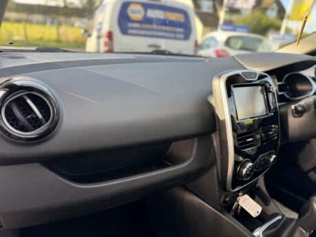 Renault Clio DYNAMIQUE S NAV DCI 37