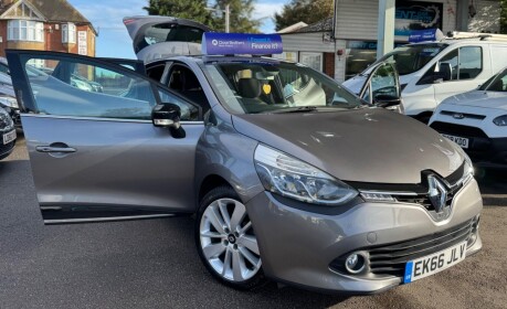 Renault Clio DYNAMIQUE S NAV DCI 40