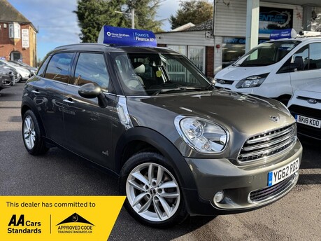 Mini Countryman COOPER D ALL4