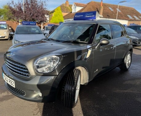 Mini Countryman COOPER D ALL4 3