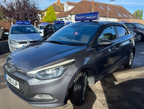 Hyundai i20 GDI PREMIUM 3