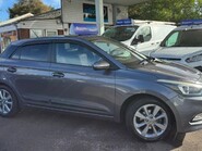 Hyundai i20 GDI PREMIUM 9