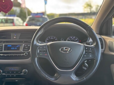 Hyundai i20 GDI PREMIUM 25