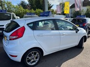 Ford Fiesta ZETEC 16V 8