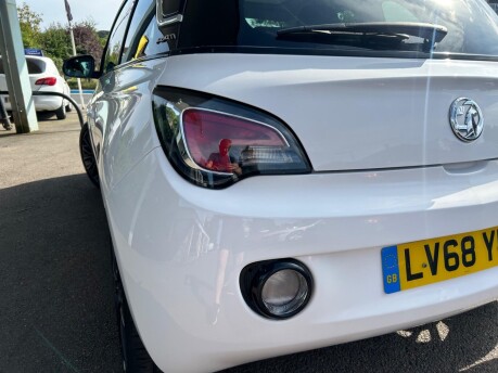 Vauxhall Adam GLAM 24