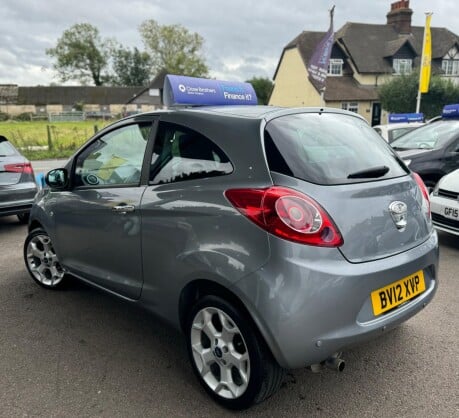 Ford Ka TITANIUM 6