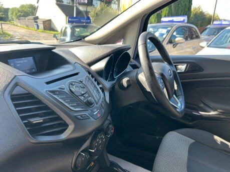 Ford Ecosport ZETEC TDCI 18