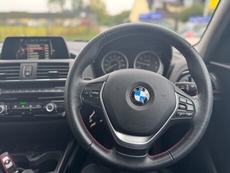 BMW 1 Series 118I SPORT 11