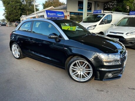 Audi A1 TDI S LINE 13