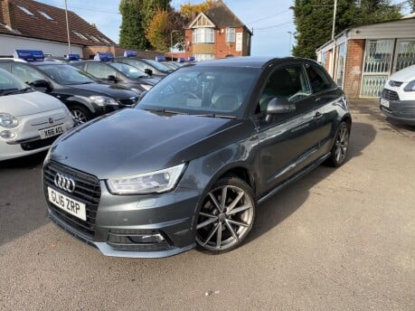 Audi A1 TFSI S LINE 1