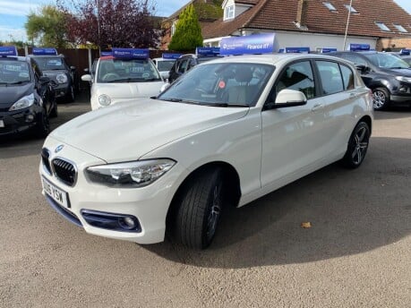 BMW 1 Series 118I SPORT 6