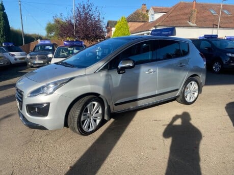 Peugeot 3008 BLUE HDI S/S ALLURE 6