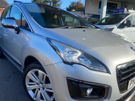 Peugeot 3008 BLUE HDI S/S ALLURE 10