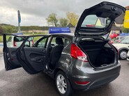 Ford Fiesta ZETEC 37