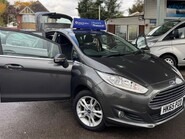 Ford Fiesta ZETEC 38