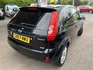 Ford Fiesta ZETEC CLIMATE TDCI 8