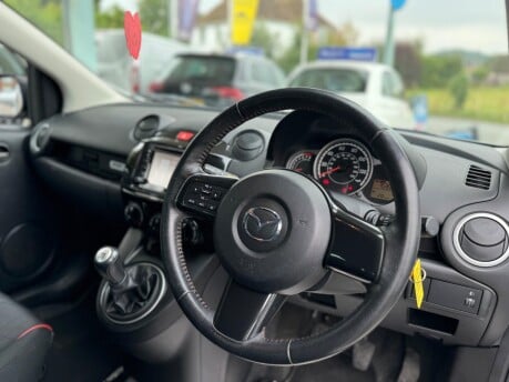 Mazda 2 SPORT COLOUR EDITION 28