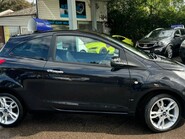 Ford Ka TITANIUM 9