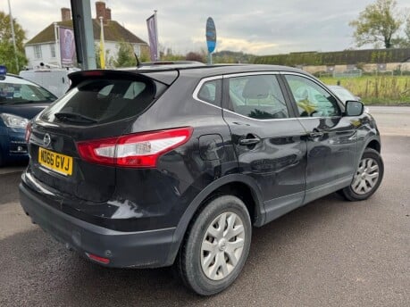 Nissan Qashqai DCI VISIA SMART VISION 4